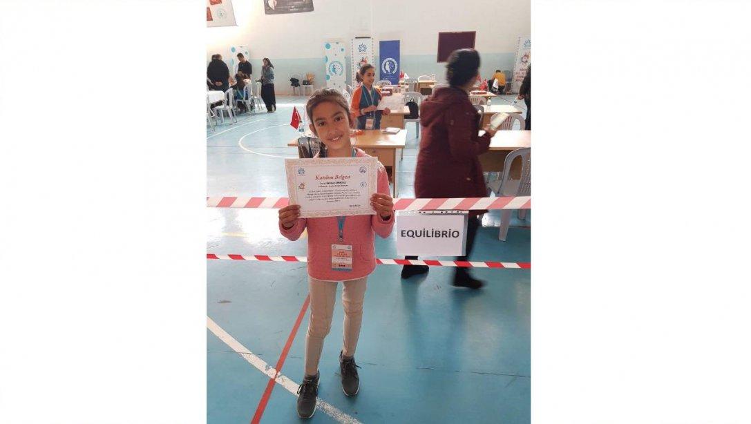 Cihanbeyli Seniha Belgin Ortaokulu Öğrencisi Belinay GEREDELİ Akıl Zeka Oyunları Yarışmasında Rakiplerini Geride Bıraktı.