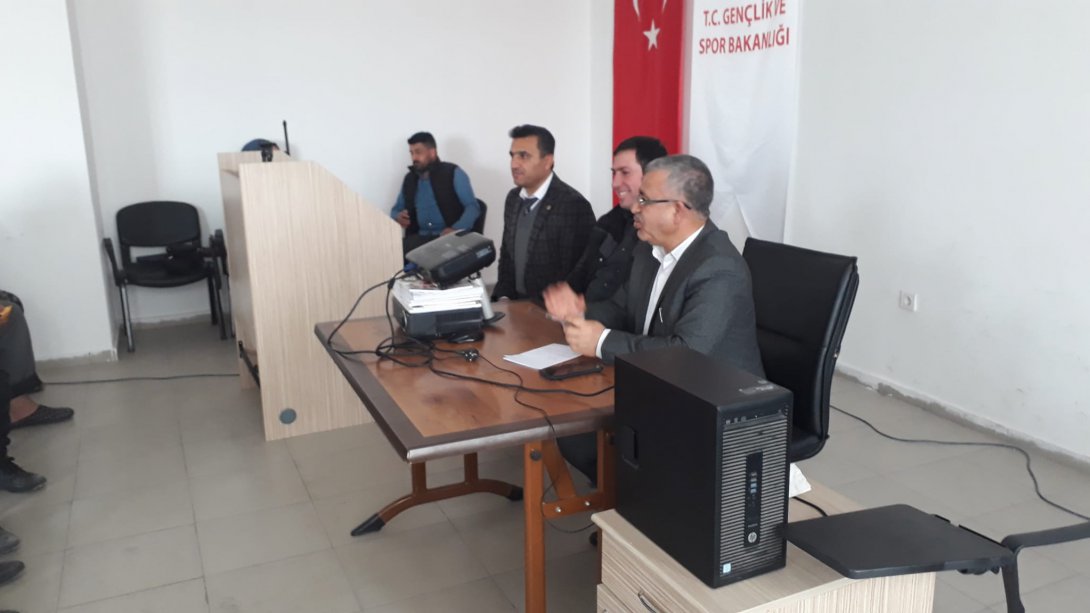 İlçe Milli Eğitim Müdürümüz Mehmet Sarıtaş Başkanlığında Depremzede Öğrenci ve Velilerle Süreç Değerlendirme Toplantısı Yapıldı